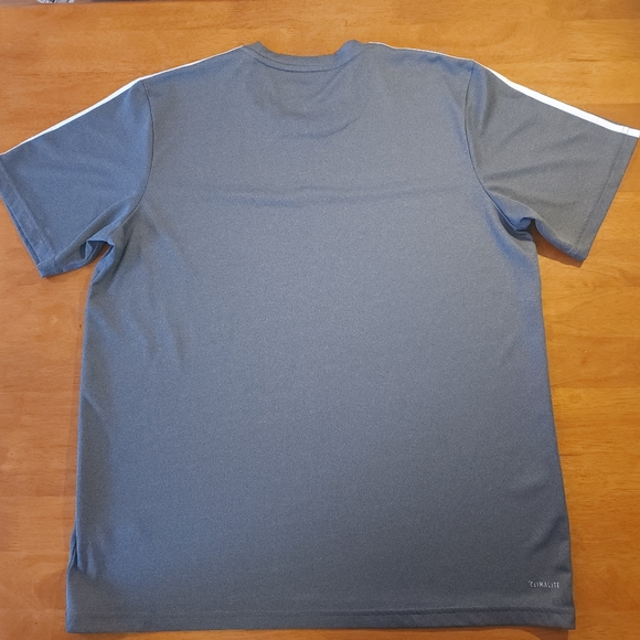 Mens XL Adidas Grey and white short sleeve Climalite tee. Perfect Condition! - Picture 6 of 6